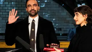 Zohran Mamdani is sworn in as mayor of New York City with a Quran at the Old City Hall station.