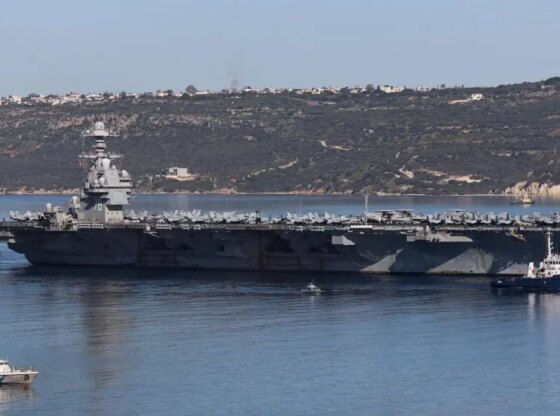 The 'USS Gerald R. Ford' leaving the island of Crete this Thursday.