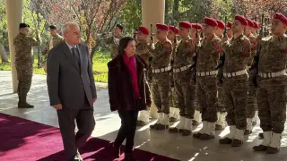 Margarita Robles holds a bilateral meeting in Beirut with her Lebanese counterpart, Michel Menassa.